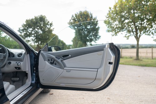 2005 Mercedes-Benz SL350 (R230) En venta (imagen 113 de 206)