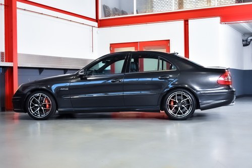 2007 Mercedes-Benz E63 AMG Sedan (W211) For Sale (picture 17 of 60)