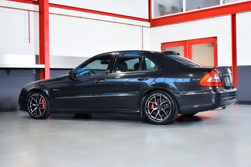 2007 Mercedes-Benz E63 AMG Sedan (W211) For Sale (picture 16 of 60)