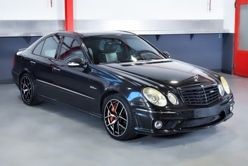 2007 Mercedes-Benz E63 AMG Sedan (W211) For Sale (picture 1 of 60)