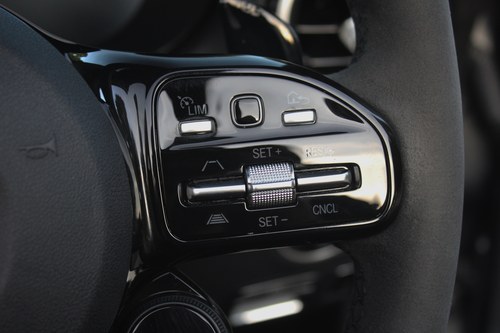 2020 Mercedes-Benz AMG GTR Roadster zum Verkauf (Bild 68 von 120)