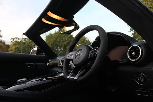 2020 Mercedes-Benz AMG GTR Roadster zum Verkauf (Bild 43 von 120)