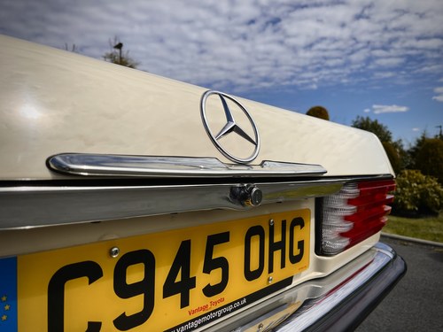 1986 Mercedes-Benz SL300 (R107) Te koop (foto 178 van 234)