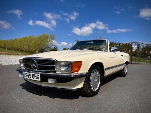 1986 Mercedes-Benz SL300 (R107) Te koop (foto 13 van 234)