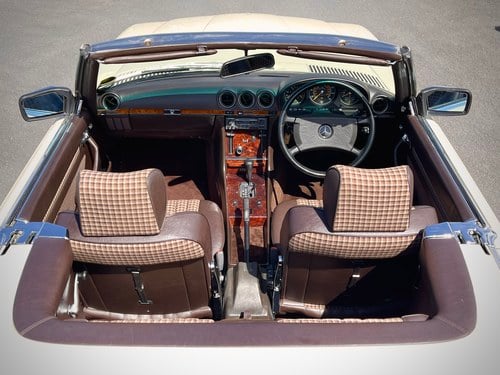 1986 Mercedes-Benz SL300 (R107) Te koop (foto 59 van 234)