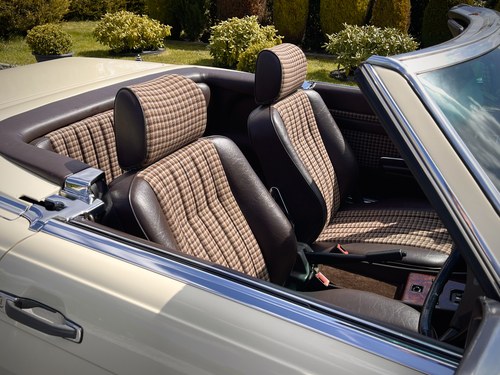 1986 Mercedes-Benz SL300 (R107) Te koop (foto 55 van 234)