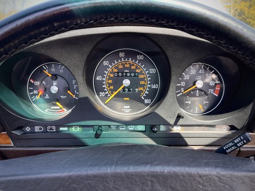 1986 Mercedes-Benz SL300 (R107) Te koop (foto 73 van 234)