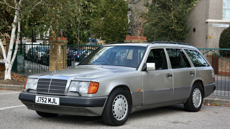 1992 Mercedes-Benz 300TE For Sale (picture 1 of 91)