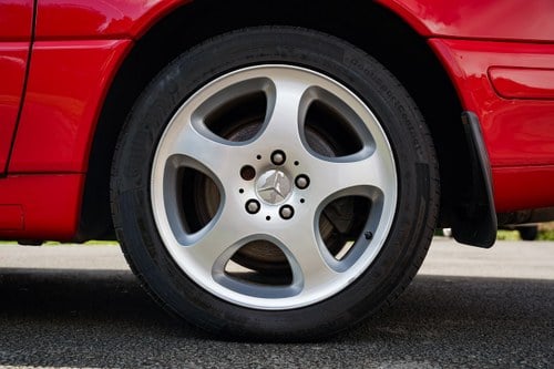 2000 Mercedes-Benz 280SL (R129) à vendre (picture 32 of 242)