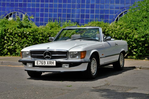 1987 Mercedes-Benz 300 SL (R107) Te koop (foto 1 van 119)