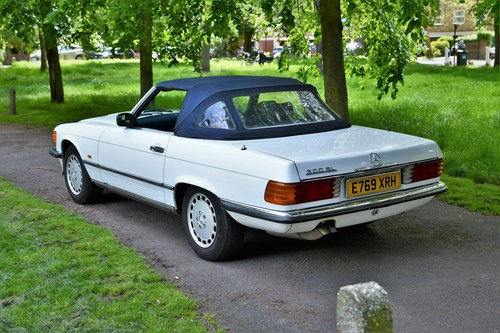 1987 Mercedes-Benz 300 SL (R107) Te koop (foto 22 van 119)