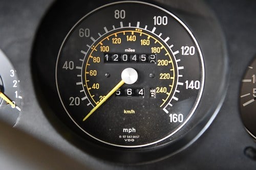 1987 Mercedes-Benz 300 SL (R107) Te koop (foto 40 van 119)