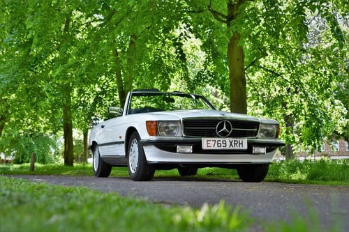 1987 Mercedes-Benz 300 SL (R107) Te koop (foto 32 van 119)