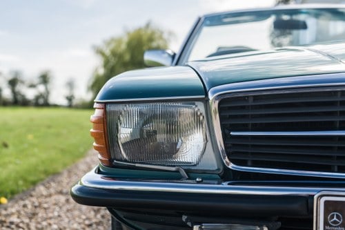 1984 Mercedes-Benz 380 SL (R107) In vendita (immagine 104 di 205)