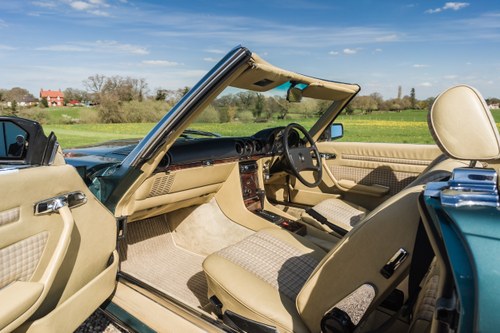1984 Mercedes-Benz 380 SL (R107) In vendita (immagine 57 di 205)