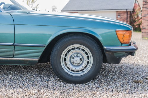 1984 Mercedes-Benz 380 SL (R107) In vendita (immagine 40 di 205)