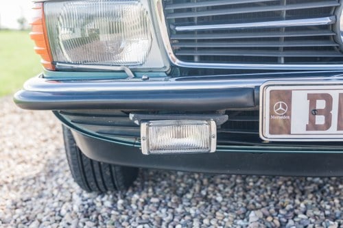 1984 Mercedes-Benz 380 SL (R107) In vendita (immagine 103 di 205)