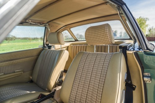 1984 Mercedes-Benz 380 SL (R107) In vendita (immagine 71 di 205)