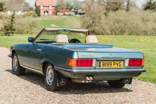 1984 Mercedes-Benz 380 SL (R107) In vendita (immagine 16 di 205)
