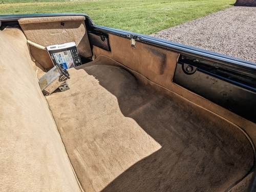 1984 Mercedes-Benz 380 SL (R107) In vendita (immagine 90 di 205)