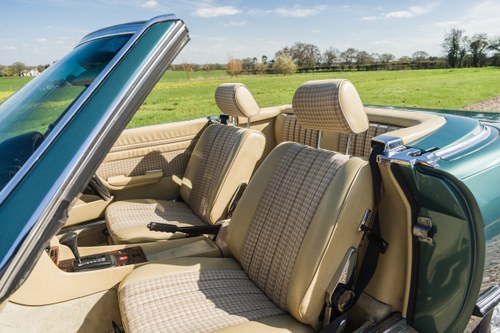 1984 Mercedes-Benz 380 SL (R107) In vendita (immagine 65 di 205)