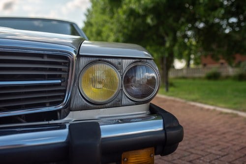 1986 Mercedes Benz 560SL (R107) zum Verkauf (Bild 103 von 192)