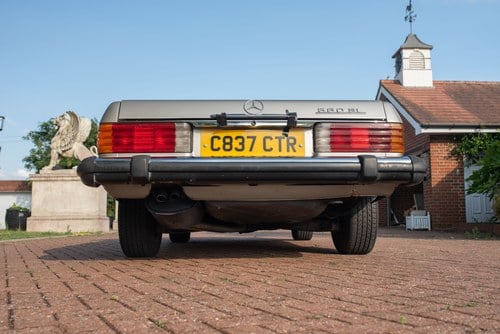 1986 Mercedes Benz 560SL (R107) zum Verkauf (Bild 10 von 192)