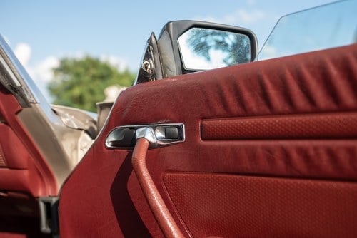 1986 Mercedes Benz 560SL (R107) zum Verkauf (Bild 83 von 192)