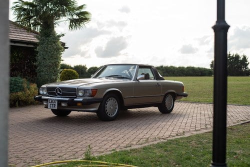 1986 Mercedes Benz 560SL (R107) zum Verkauf (Bild 14 von 192)