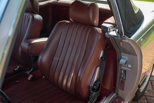 1986 Mercedes Benz 560SL (R107) zum Verkauf (Bild 32 von 192)