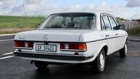 1982 Mercedes-Benz 200 (W123) For Sale (picture 14 of 100)