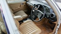 1982 Mercedes-Benz 200 (W123) For Sale (picture 34 of 100)
