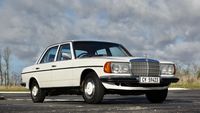 1982 Mercedes-Benz 200 (W123) For Sale (picture 5 of 100)