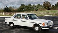 1982 Mercedes-Benz 200 (W123) For Sale (picture 25 of 100)