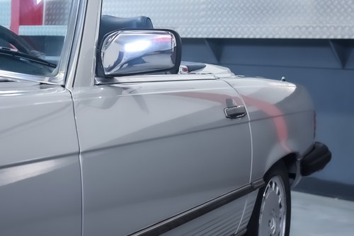 NO RESERVE - 1986 Mercedes-Benz R107 560SL Convertible 5,6L V8 zum Verkauf (Bild 66 von 89)