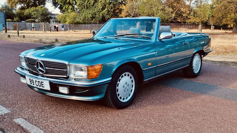 NO RESERVE 1987 Mercedes-Benz 300 SL For Sale (picture 1 of 112)