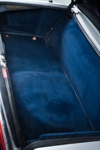 NO RESERVE - 1988 Mercedes-Benz 560 SL LHD (R107) En venta (imagen 55 de 88)