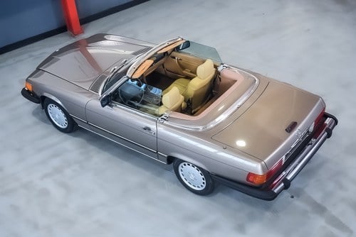 NO RESERVE - 1988 Mercedes-Benz 560SL (R107) LHD For Sale (picture 24 of 94)