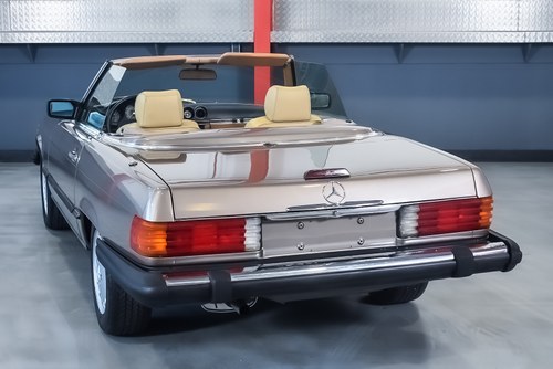 NO RESERVE - 1988 Mercedes-Benz 560SL (R107) LHD For Sale (picture 15 of 94)