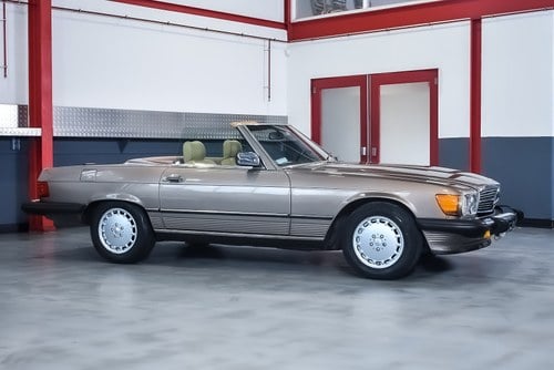 NO RESERVE - 1988 Mercedes-Benz 560SL (R107) LHD For Sale (picture 8 of 94)
