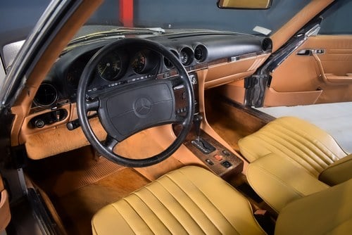 NO RESERVE - 1988 Mercedes-Benz 560SL (R107) LHD For Sale (picture 46 of 94)