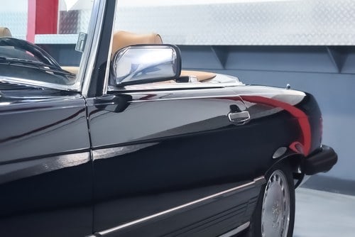 NO RESERVE - 1988 Mercedes-Benz R107 560SL Convertible 5,6L V8 – LHD In vendita (immagine 92 di 118)