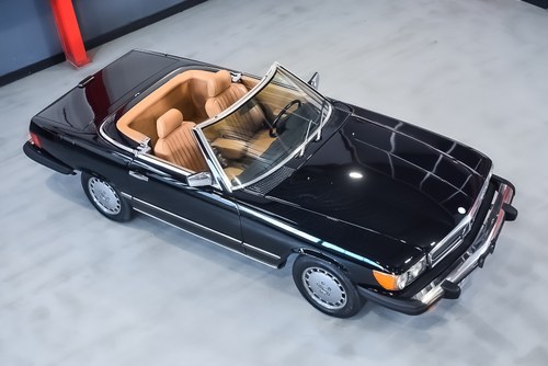 NO RESERVE - 1988 Mercedes-Benz R107 560SL Convertible 5,6L V8 – LHD In vendita (immagine 21 di 118)