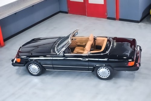 NO RESERVE - 1988 Mercedes-Benz R107 560SL Convertible 5,6L V8 – LHD In vendita (immagine 22 di 118)