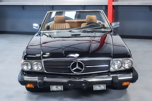 NO RESERVE - 1988 Mercedes-Benz R107 560SL Convertible 5,6L V8 – LHD In vendita (immagine 8 di 118)
