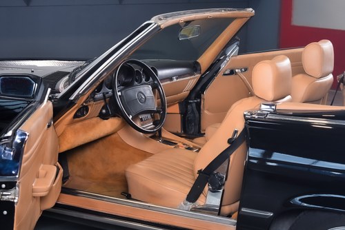NO RESERVE - 1988 Mercedes-Benz R107 560SL Convertible 5,6L V8 – LHD In vendita (immagine 46 di 118)