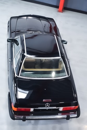 NO RESERVE - 1988 Mercedes-Benz R107 560SL Convertible 5,6L V8 – LHD In vendita (immagine 31 di 118)