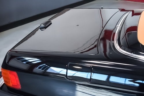 NO RESERVE - 1988 Mercedes-Benz R107 560SL Convertible 5,6L V8 – LHD In vendita (immagine 76 di 118)