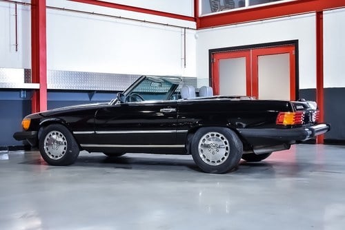 1989 Mercedes-Benz 560SL (R107) LHD En venta (imagen 10 de 93)
