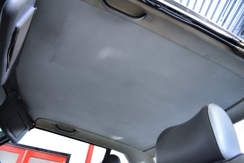 1989 Mercedes-Benz 560SL (R107) LHD En venta (imagen 39 de 93)